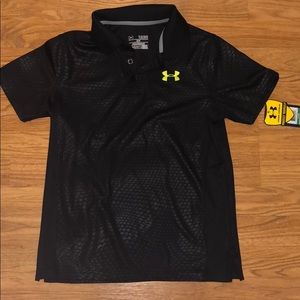 And under armour tee shirt